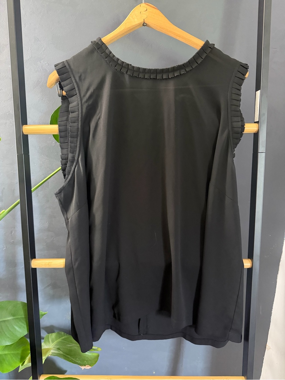 J.Crew Factory Black Pleated Trim Sleeveless Blouse Size 18